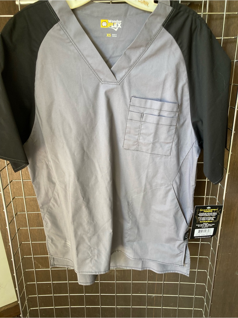 Men's Grey V-Neck Scrub Top with Black Raglan Sleeves NWT